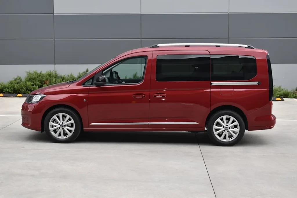7 Seater/Group 7 Seater